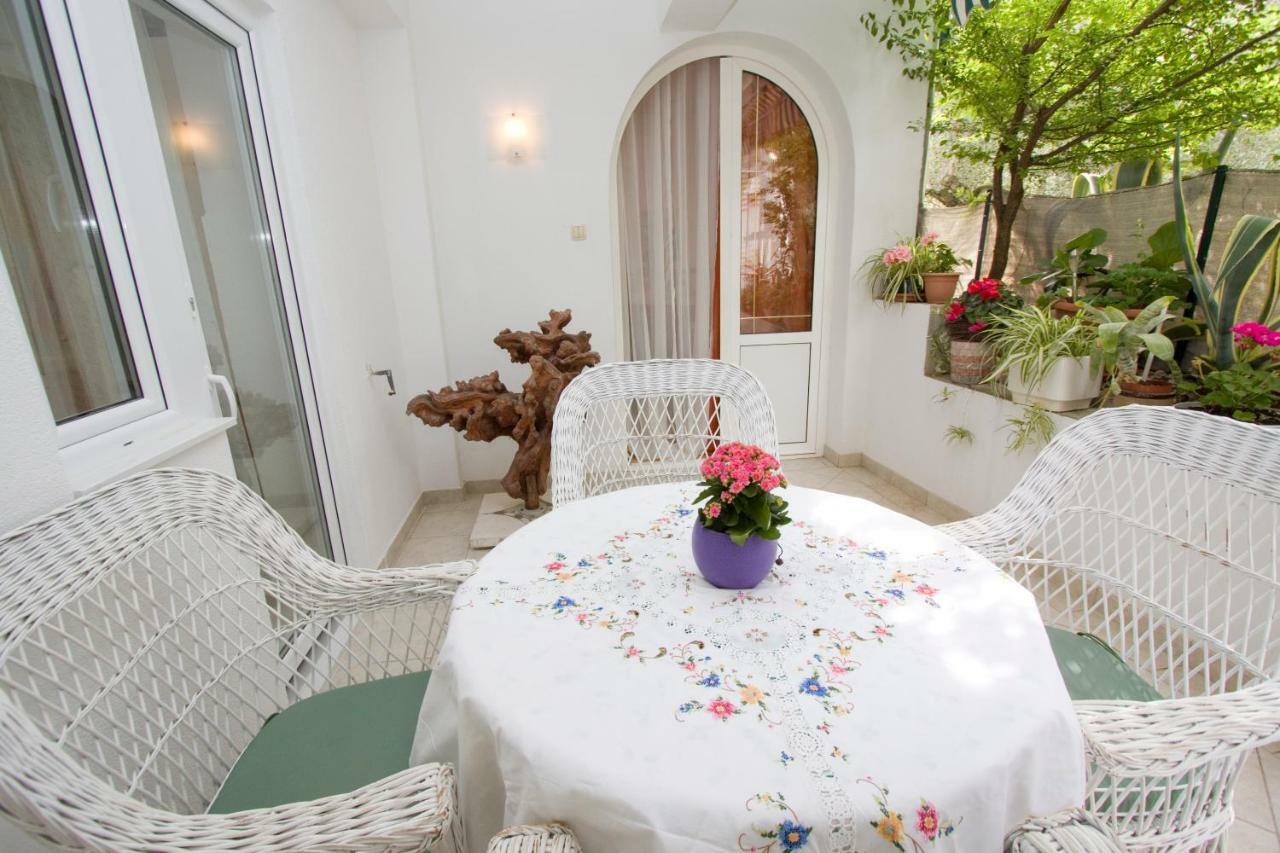 Apartments Delfin Tučepi المظهر الخارجي الصورة